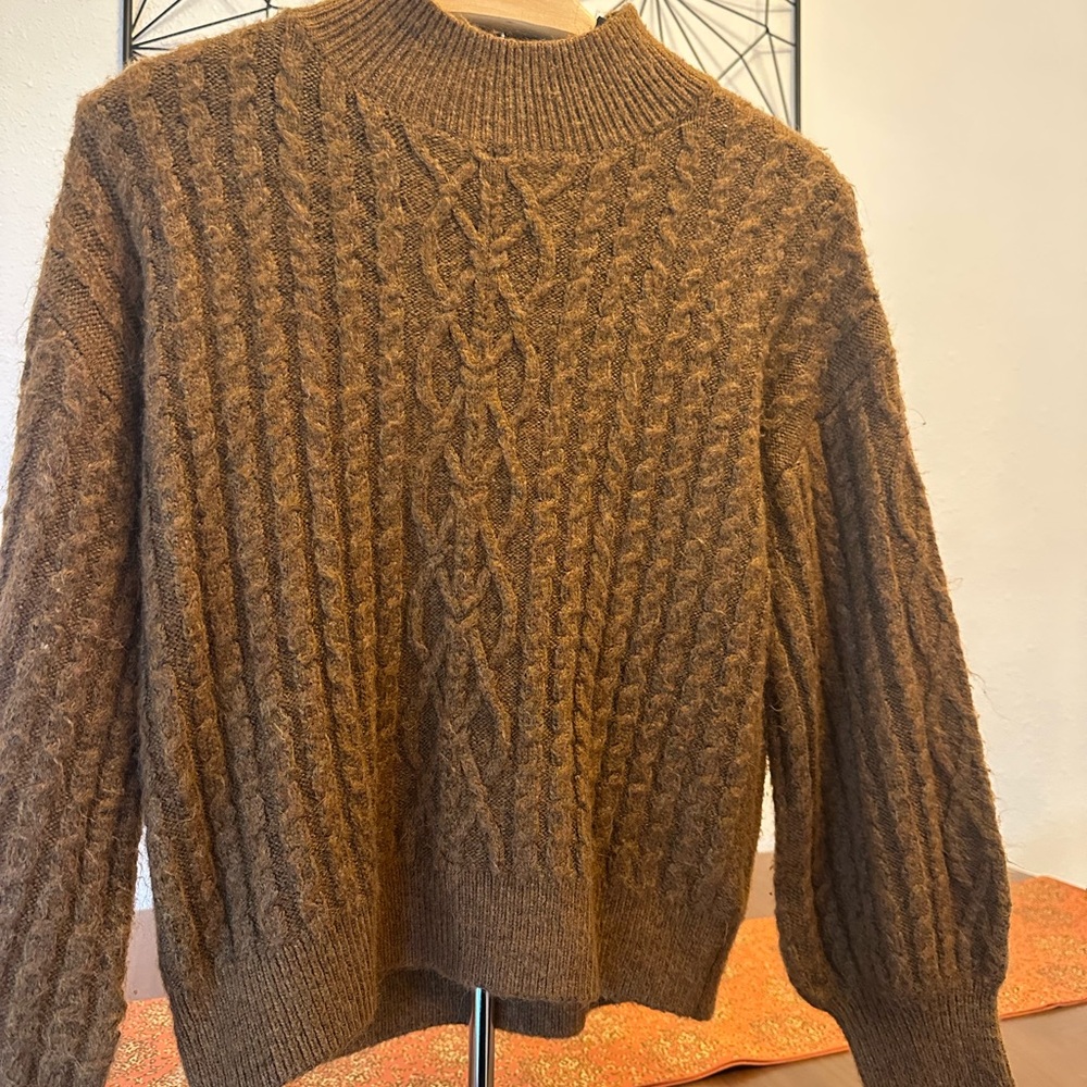 Vince Camuto Brown Cable Knit Crewneck Sweater
